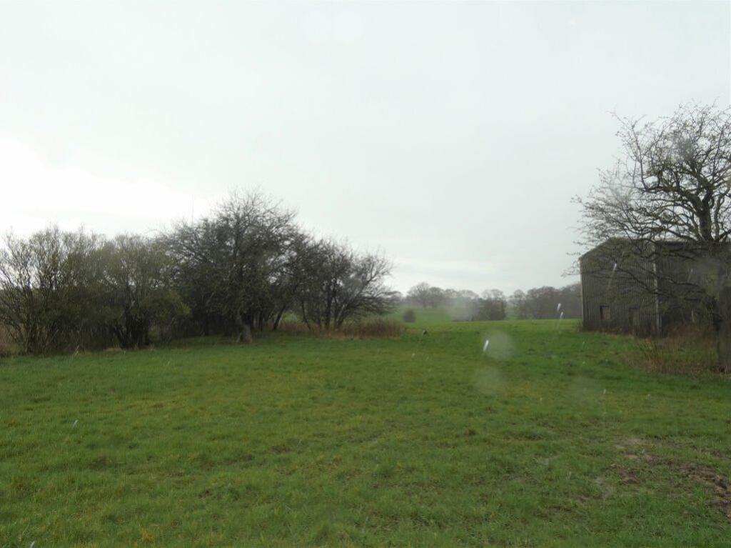 1 Huntley Woods Farm 18